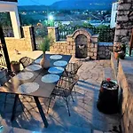Villa Archontiko - Stone With Fireplace And Mountain View *