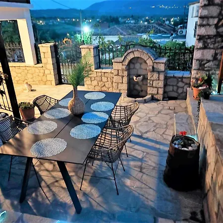 Βίλα Archontiko - Stone With Fireplace And Mountain View *