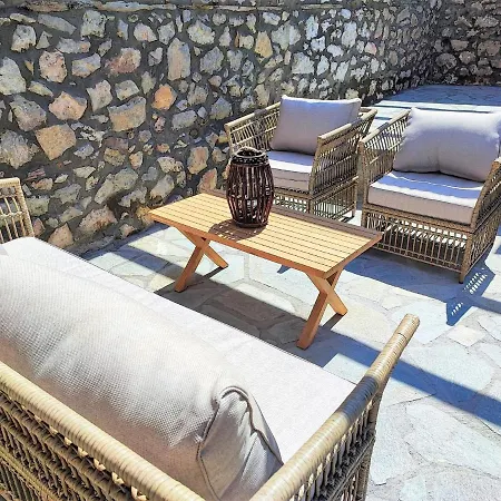 Archontiko - Stone With Fireplace And Mountain View Βίλα *