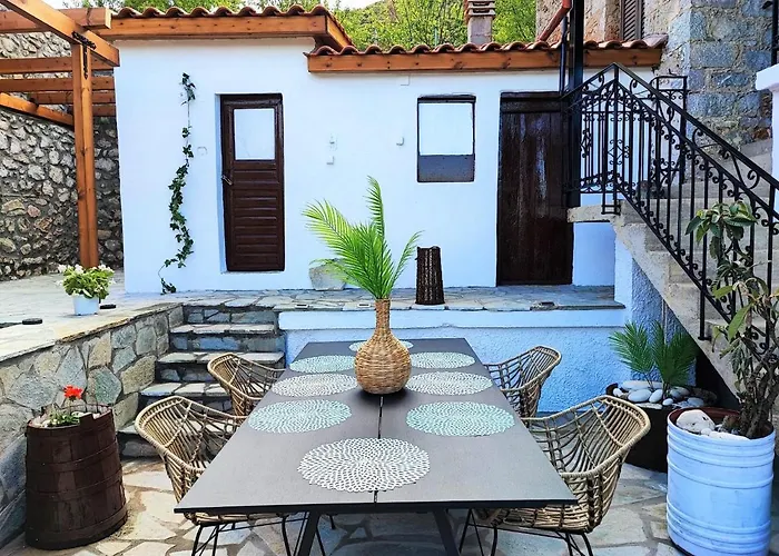 Archontiko - Stone With Fireplace And Mountain View Βίλα Kastellia