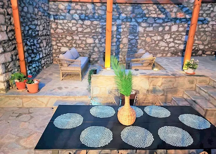 Βίλα Archontiko - Stone With Fireplace And Mountain View Kastellia