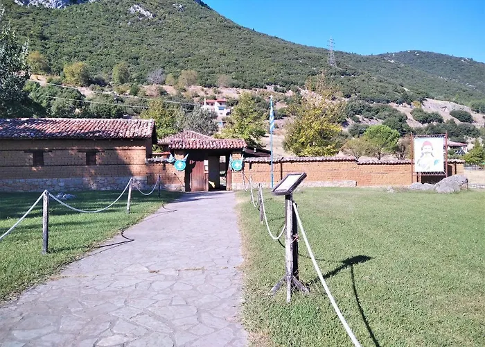 Βίλα Archontiko - Stone With Fireplace And Mountain View Kastellia