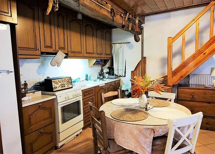 Archontiko - Stone With Fireplace And Mountain View *