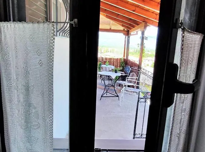 Archontiko - Stone With Fireplace And Mountain View *