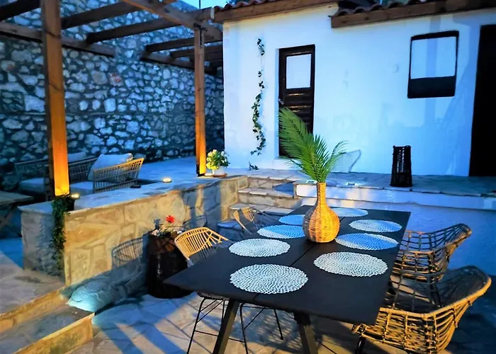 Βίλα Archontiko - Stone With Fireplace And Mountain View Kastellia