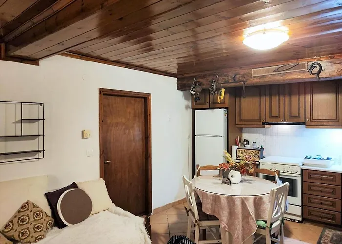 Archontiko - Stone With Fireplace And Mountain View *