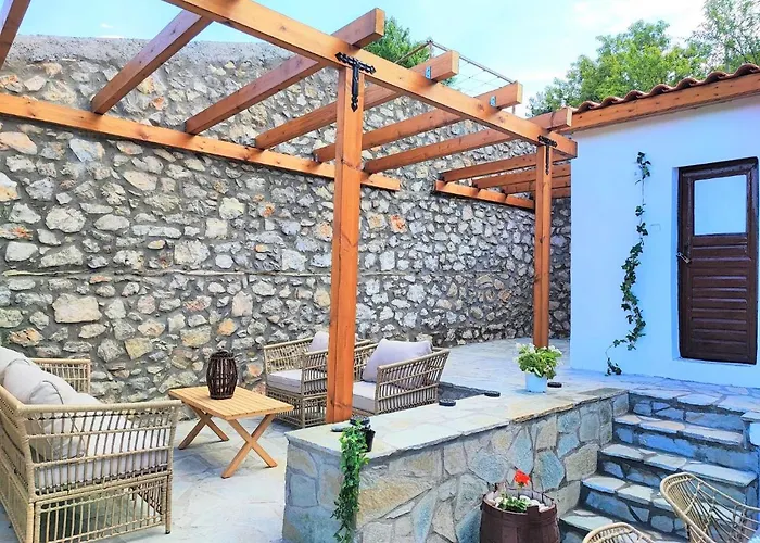 Βίλα Archontiko - Stone With Fireplace And Mountain View