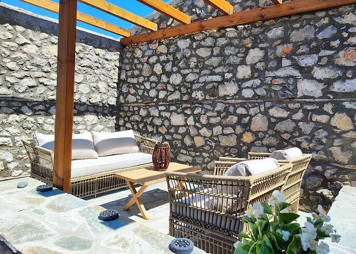 Archontiko - Stone With Fireplace And Mountain View