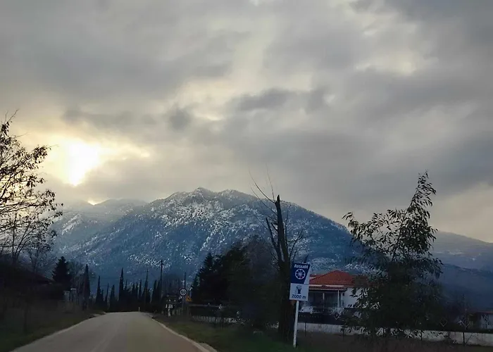 Βίλα Archontiko - Stone With Fireplace And Mountain View Kastellia