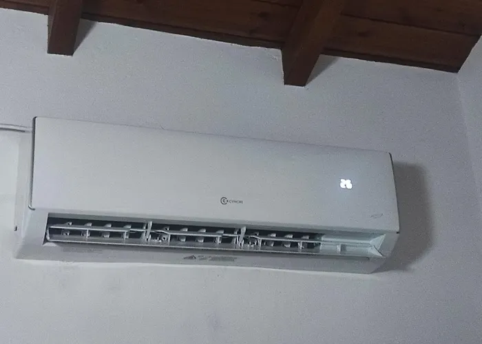 Archontiko - Stone With Fireplace And Mountain View Βίλα *